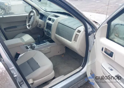 2008 Ford Escape Xlt from USA, damaged, VIN 1FMCU93Z08KC39480